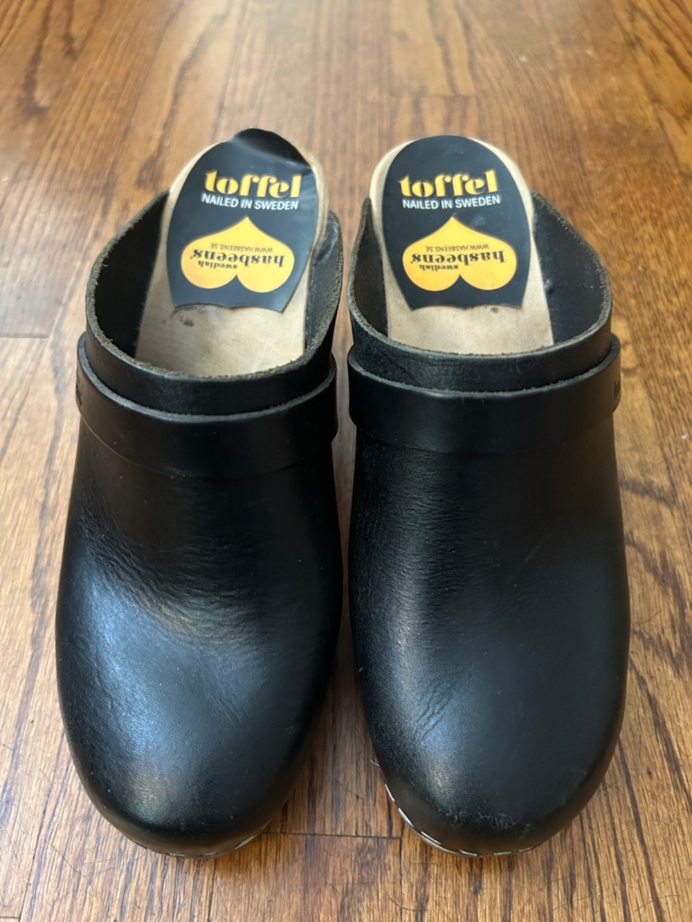 Swedish Hasbeen slip in classic black leather high heeled clogs - Sz 36